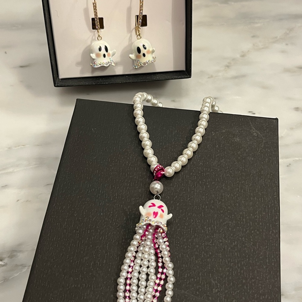 Betsey Johnson *BRAND NEW* Ghosties set